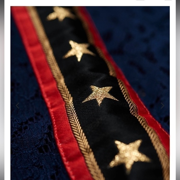 Super Dry  Rock Lace Long Sleeve Top - Picture 13 of 14